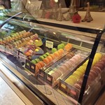 レ・アントルメ国立 - 