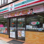 セブンイレブン - 外観写真: