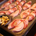 韓味里 - サムギョプサル（豚の三枚肉の焼肉）