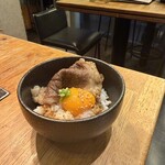 炭火焼ホルモン ぐう - 