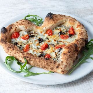 薪窯で焼き上げる本格ナポリピッツァ♪