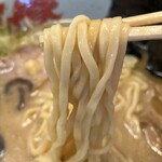 ラーメン山岡家 - 麺リフト