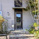 The Seeds - カフェの立札は小さめ