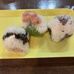 おにぎりそれとみそしる - 