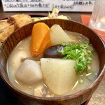 治兵衛 - びっくり大きな具、具沢山