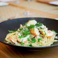 手打ちパスタ　帆立貝のクリームソース