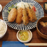 三日月コロッケ - コロッケ&いわしフライ定食＋かぼちゃのコロッケ