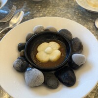 ベージュ アラン・デュカス 東京 - 