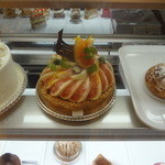 パティスリーメリクリ - 2014/11/18　食べログ４周年◆いちじくのタルト 4号特別注文、店内にて