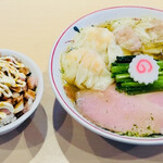 キング製麺 - 全部入り山椒ラーメン180g1,550円(麺130g or 180g選択可)＋マヨチャーシューご飯290円＝合計1,840円