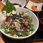 サバの駅 - 八戸銀さばトロ漬け丼(小)