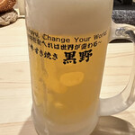 和牛すき焼き 黒野 - ジョッキがキンキン！！