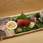 錦酔 - お刺身盛り合わせ
                                甘海老 かます 鰆 中トロ 赤身 青柳 鯛 豊後さば