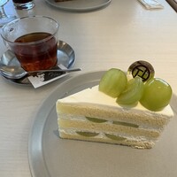 TOOTH TOOTH GARDEN RESTAURANT - 