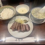 たんや 善治郎 牛たん通り店 - 