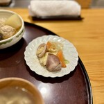 炭手前 鷽 - 北海道産イカのニンニク味噌炒め