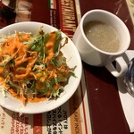JYOTY - Aランチに付くサラダとニンニクスープ
