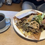 カフェ&クレープリー とびだす焙煎所 - 