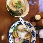 鳥そば 真屋 - 鳥そばと、アゴの出汁そば