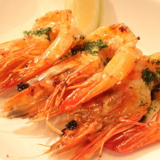 ぷりぷり食感天使のエビ鉄板焼き！