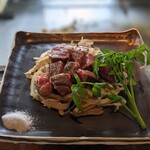 横浜瀬里奈 ステーキドーム - 