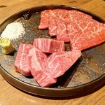和牛とタン 焼肉 とみ - 