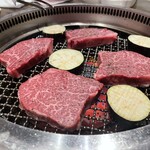 肉の楽家 - 
