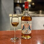 中華寝台 - 上海蟹の一皿には、ベタに紹興酒的なお酒を合わせるかと思いきや、爽やかにヴェルモットを当ててくるのは面白いし、重くなり過ぎないのでバランスが良くなります。