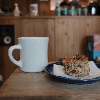 CHILL OUT COFFEE&...RECORDS_1