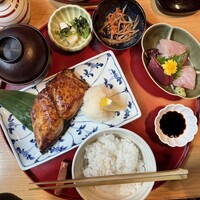 伊豆の旬 やんも 南青山店 - 