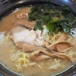 麺家 中村桜 - ラーメン大盛り¥800