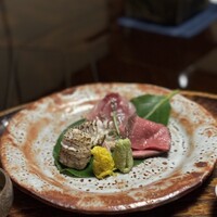 比良山荘 - シカ、コイ、鰻