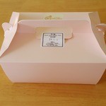 パティスリー イクル - ケーキボックス