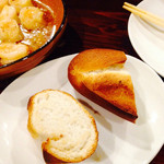 ラボラトリバーアンドレストラン - 中がきめ細かくふわふわのバゲット