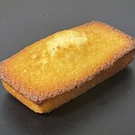 レ・ザンジュ - 2025.11.07 (金)    フィナンシェ　335円（税込）