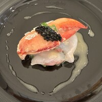 ル ポンデュガール ユキノブ ツキダテ - オマールブルー(爪 1/2)
                    安乗産天然トラフグ