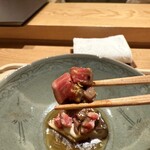 虎白 - この一切れを出すためのお話を聴いて素晴らしいと思いました。