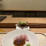 虎白 - 虎白キャビアを富士の甘い山葵で。