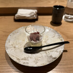 虎白 - これ、めちゃくちゃ美味しいし舌休めに最高。