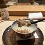 虎白 - 虎白のスペシャリテ、稚鮎のチーズフォンデュを恋しく思い出させる。