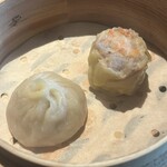 枸杞 - 大和ポークの小籠包　海老と蟹の焼売