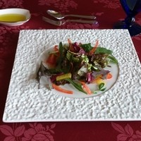 フランス料理 オークヴィル - まずはサラダから