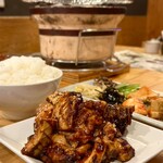 炭火焼ホルモンナカジ はなれ - 