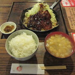 Tanabe Maru - トンテキ定食 200ｇ 1000円