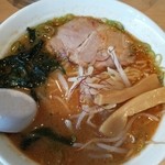 GOCHI - こくうま味噌ラーメン