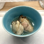 鮨処 暁 -akatsuki- - 牡蠣の潮煮(仙鳳趾)