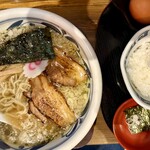 安部製麺所 - この炙りチャシュー最高❤️❤️❤️❤️