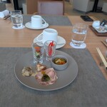 洞爺湖鶴雅リゾート洸の謌 - 朝のビュッフェの一例