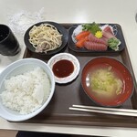メフレ市場食堂 - 
