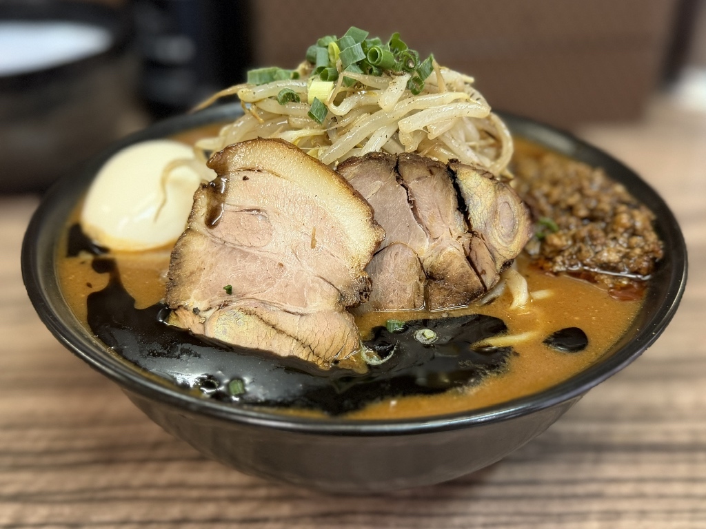 写真 2ページ目 : 味噌屋 八郎商店 新宿店 - 西武新宿/ラーメン | 食べログ